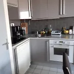 Au Calme Avec Piscine Et Parking Dans Résidence Securisée * Saint-Jean-de-Monts