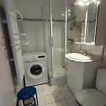 Au Calme Avec Piscine Et Parking Dans Résidence Securisée