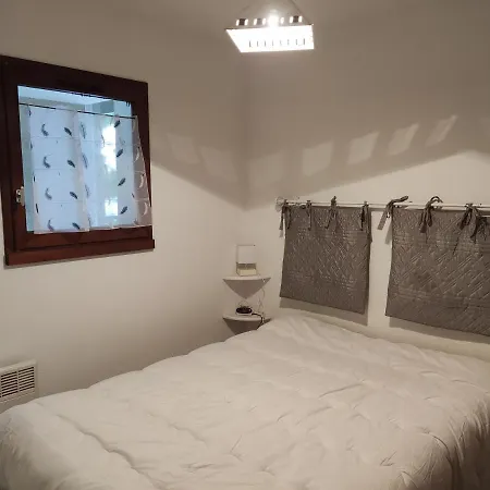 Apartmán Au Calme Avec Piscine Et Parking Dans Securisee *