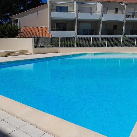Au Calme Avec Piscine Et Parking Dans Securisee * سان جان دي مونت