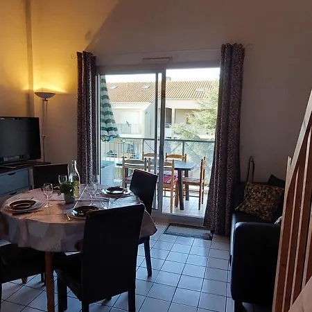 דירה Au Calme Avec Piscine Et Parking Dans Securisee סן ז'אן דה מון