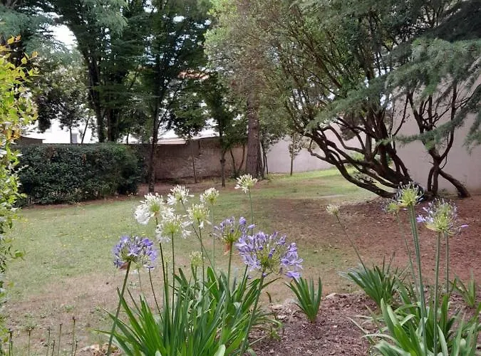 Apartmán Au Calme Avec Piscine Et Parking Dans Securisee